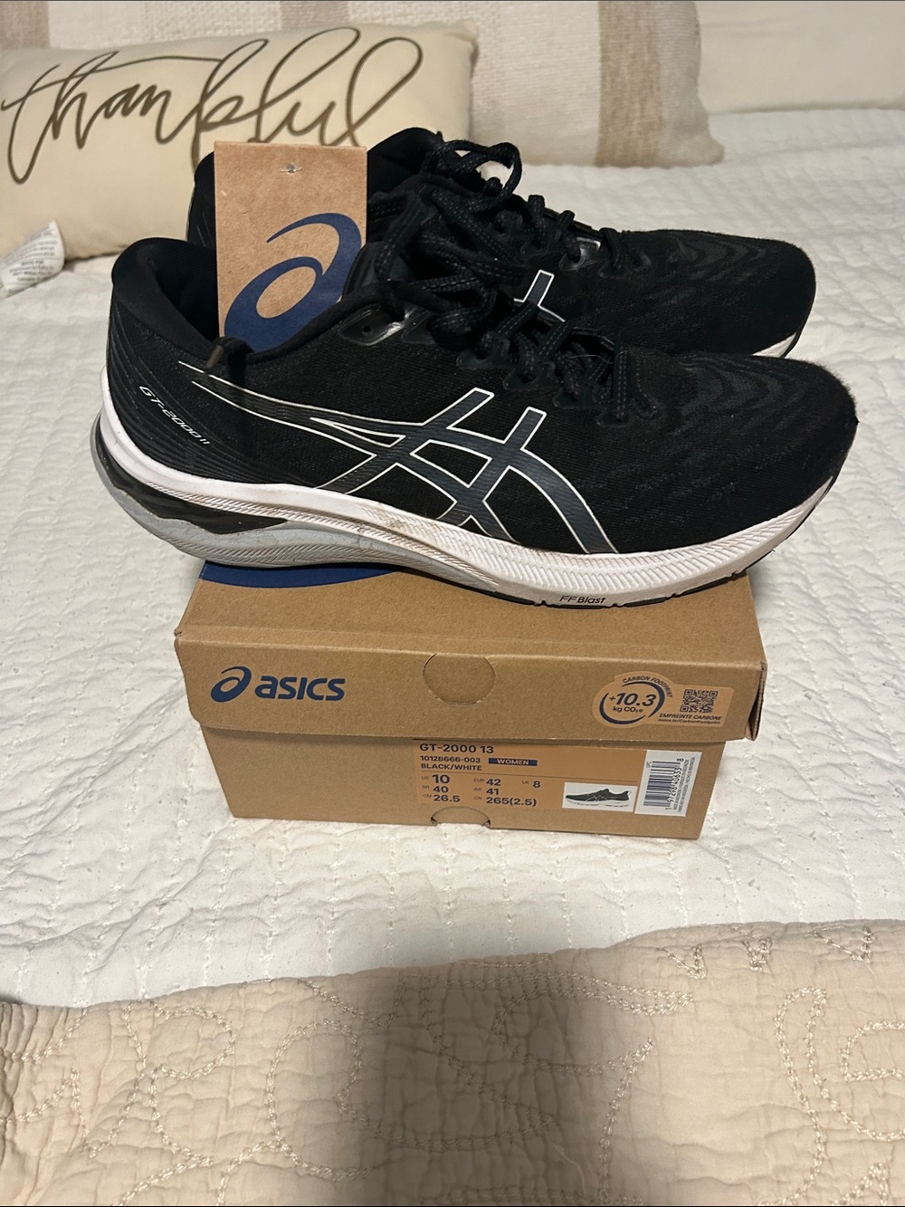 Asics Black and White GT-2000 13 women’s Running Shoes
